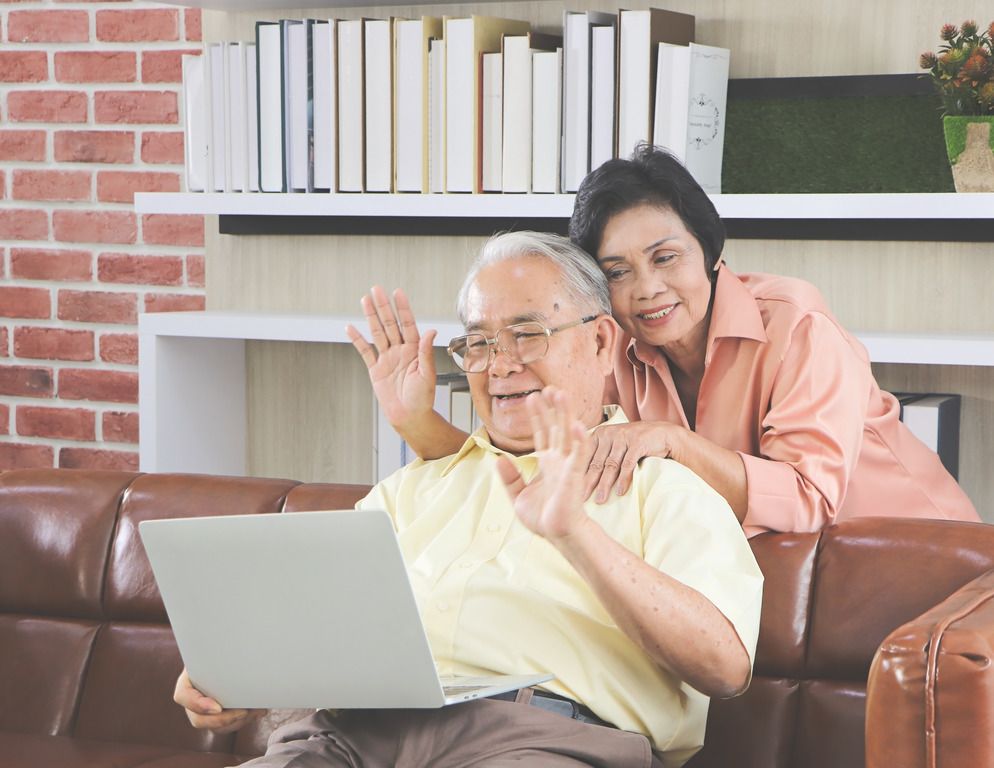 Tips for Touring a Senior Living Facility Virtually